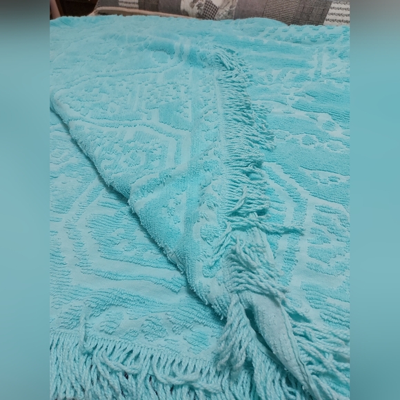 Turquoise vintage blanket - Picture 7 of 8